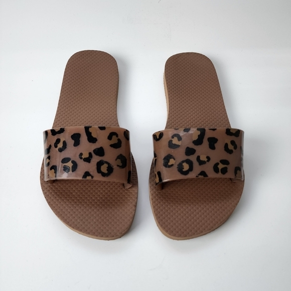 ⭐️40% Off⭐️ Old Navy Leopard Jelly Flip Flop Slide - Picture 3 of 8